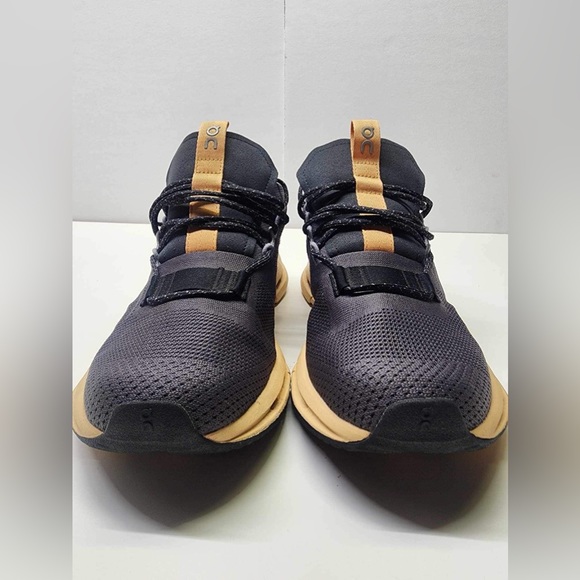 On Cloudnova - Picture 5 of 6